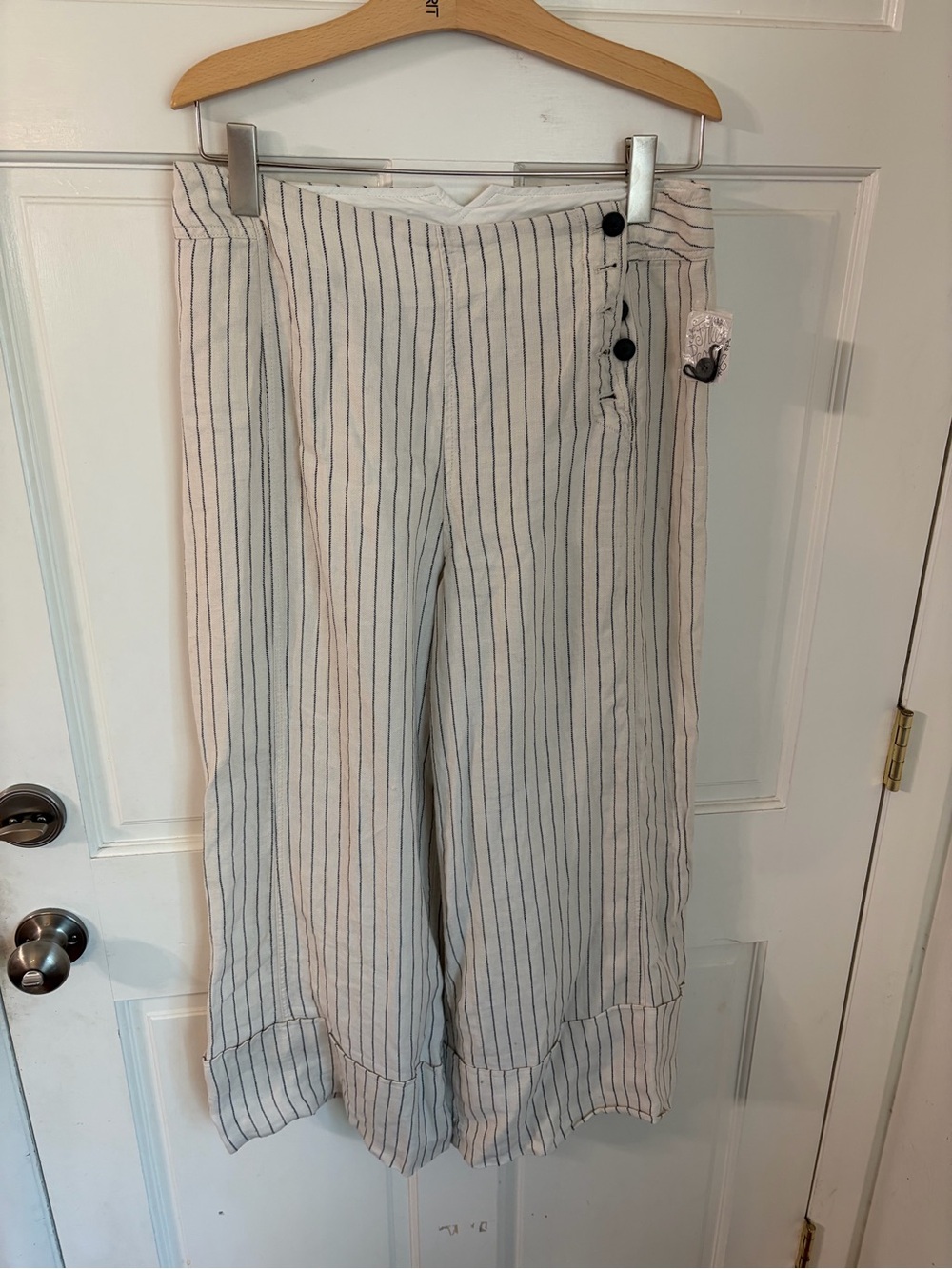 NWT Free People 100% Linen Cream Pinstripe Wide Leg Cropped Pants 10